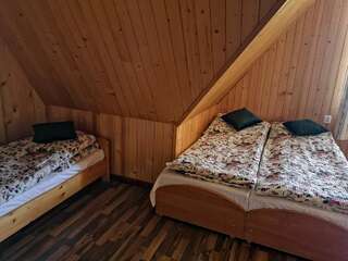 Отели типа «постель и завтрак» Pokoje u Matusa Гличарув Трехместный номер с видом на горы-2